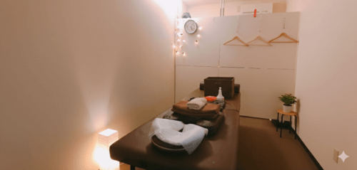 リラックスして施術を受けられる美容鍼灸整体院Cure & Belleのプライベートな空間」
